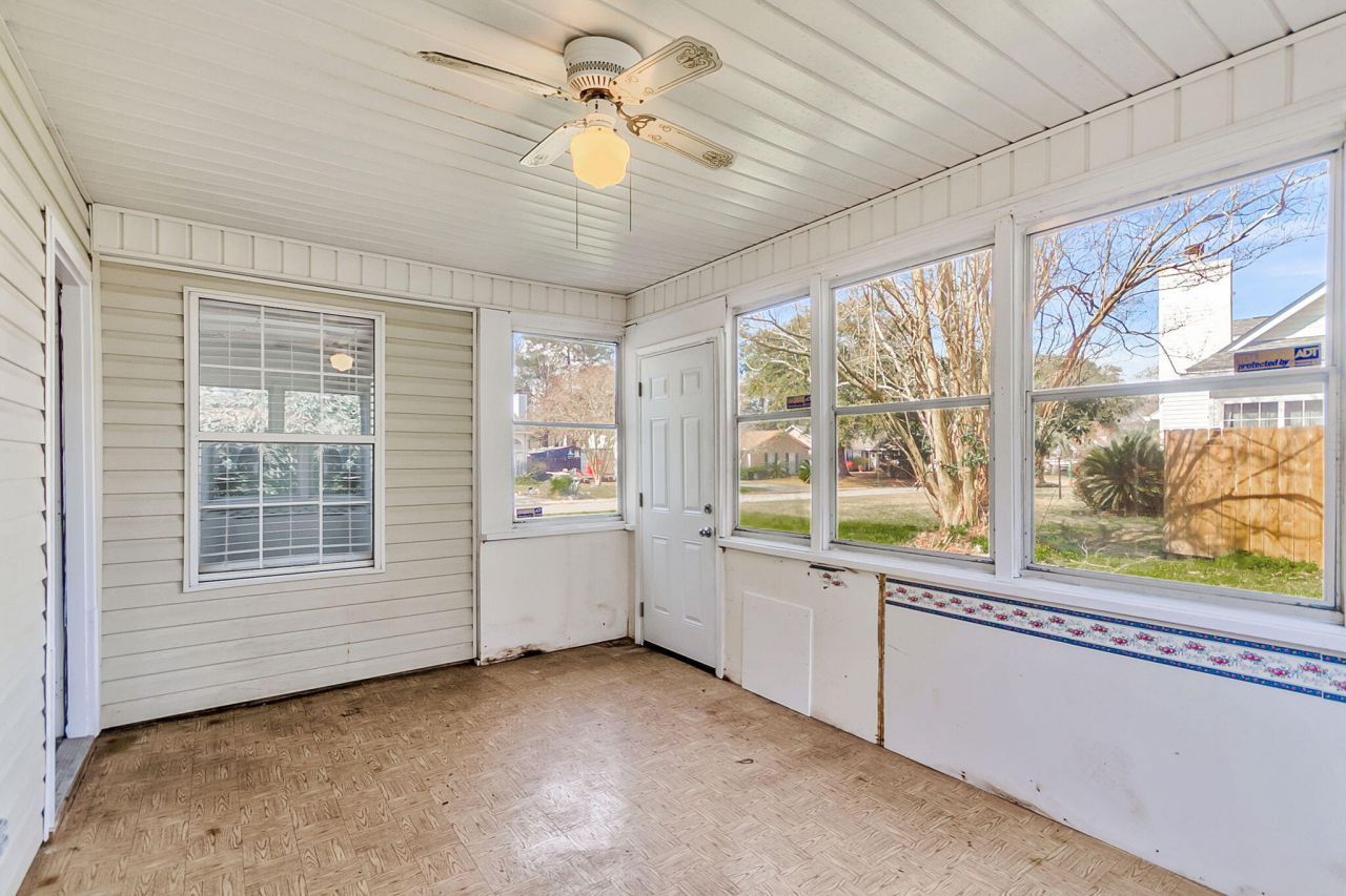 101 Hialeah Court Photo 30