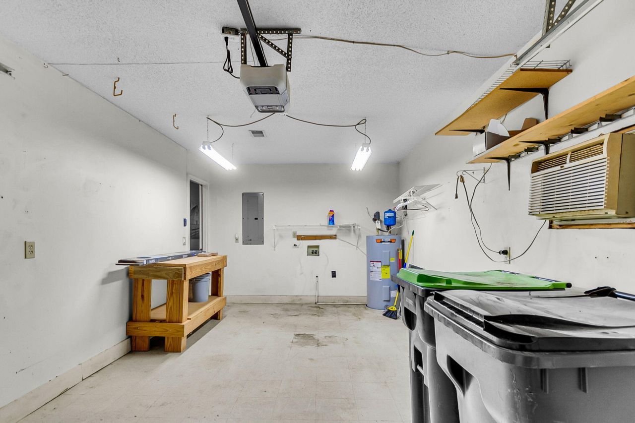 101 Hialeah Court Photo 34