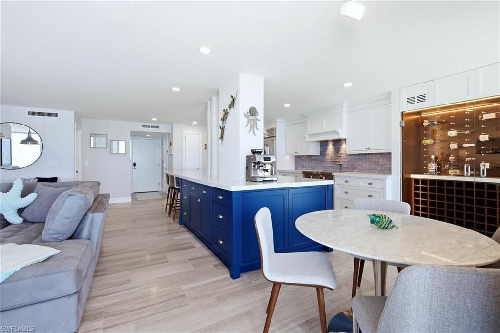 2425 Gulf Of Mexico Dr , Unit 6D, Longboat Key, FL 34228 Photo