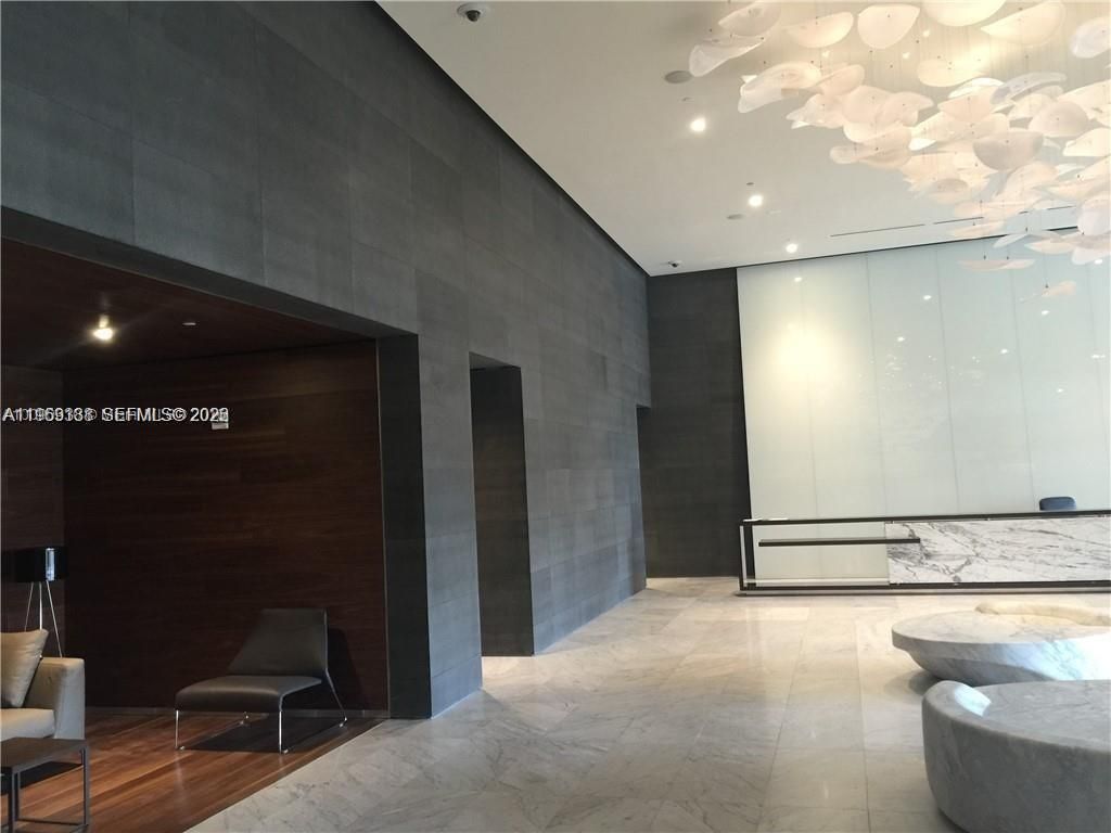 68 SE 6th St , Unit 2807, Miami, FL 33131 Photo