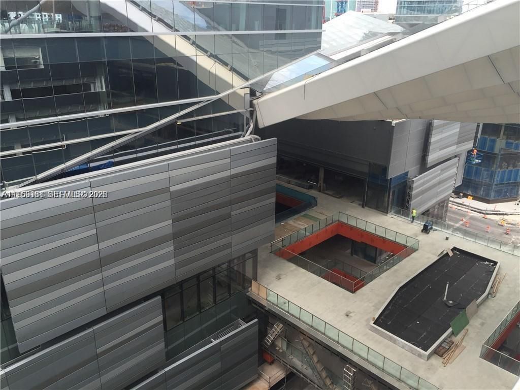 68 SE 6th St , Unit 2807, Miami, FL 33131 Photo