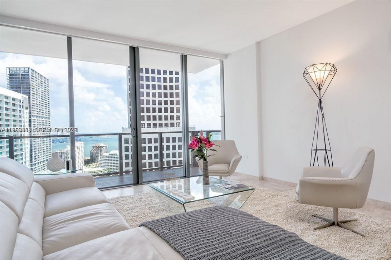 68 SE 6th St , Unit 2807, Miami, FL 33131 Photo