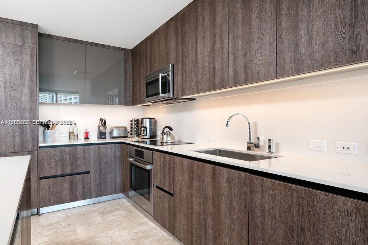 68 SE 6th St , Unit 2807, Miami, FL 33131 Photo