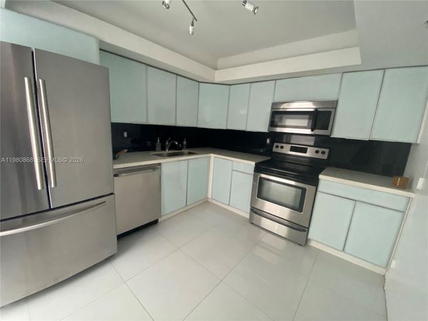 2780 NE 183rd St , Unit 909, Aventura, FL 33160