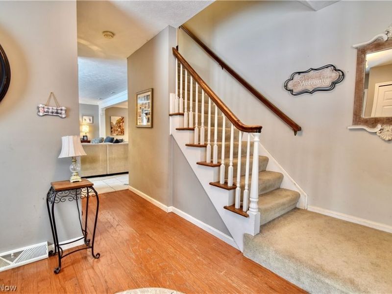 9360 Sunrise Court, Mentor, OH 44060 Photo 5