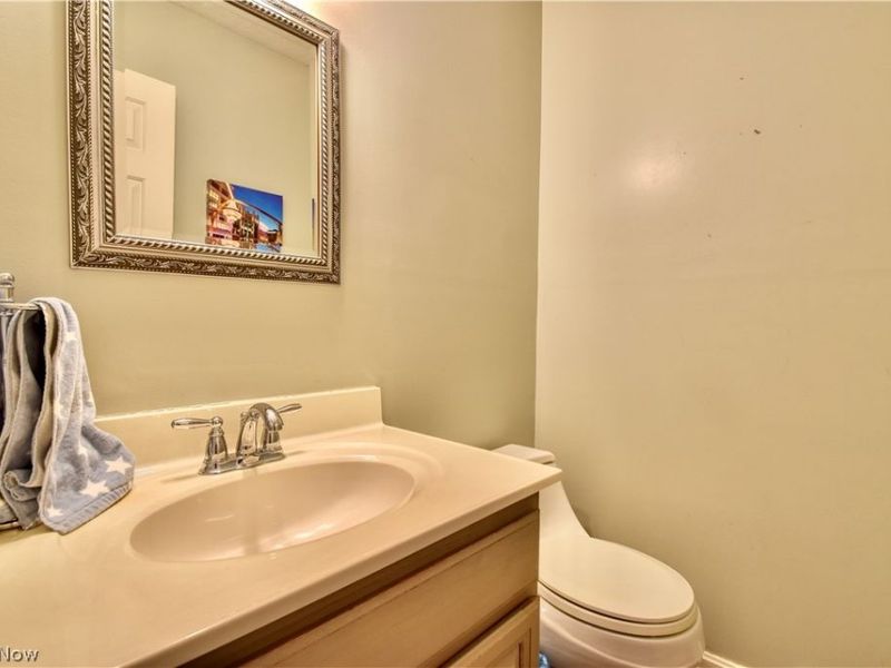 9360 Sunrise Court, Mentor, OH 44060 Photo 6