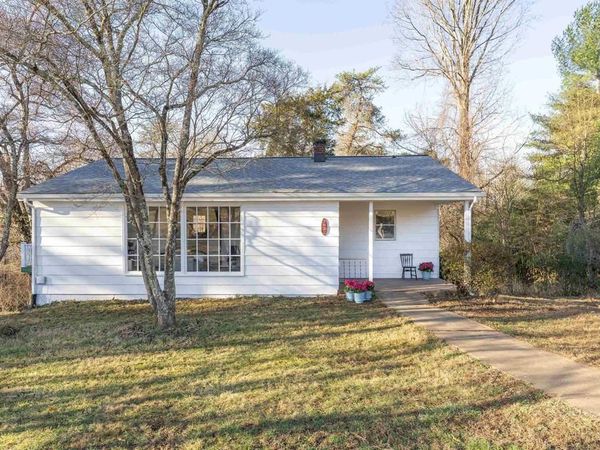 3822 WATTS PASSAGE, CHARLOTTESVILLE, VA 22911