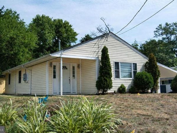 1604 ERSKINE, HYATTSVILLE, MD 20783