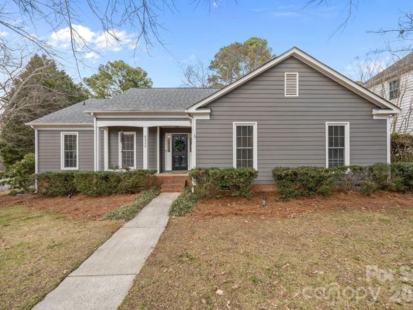 4326 Saxonbury Way, Charlotte, NC 28269