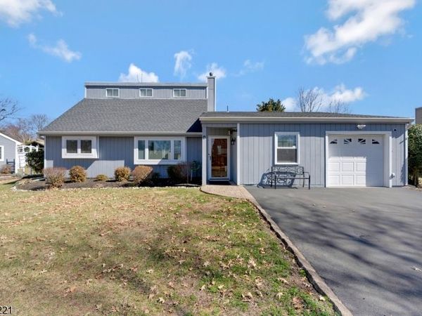 6 Long St, Piscataway, NJ 08854