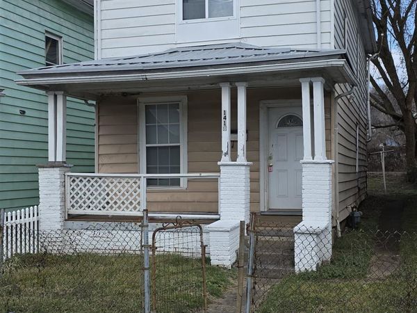 1418 3rd Avenue, Charleston, WV 25387