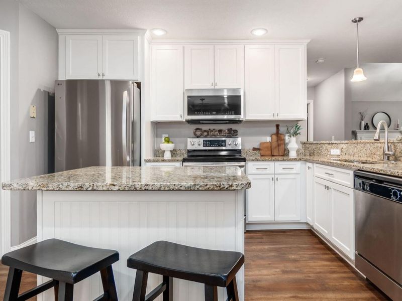 1574 Cape Drive , Grove City, OH 43123 Photo 17