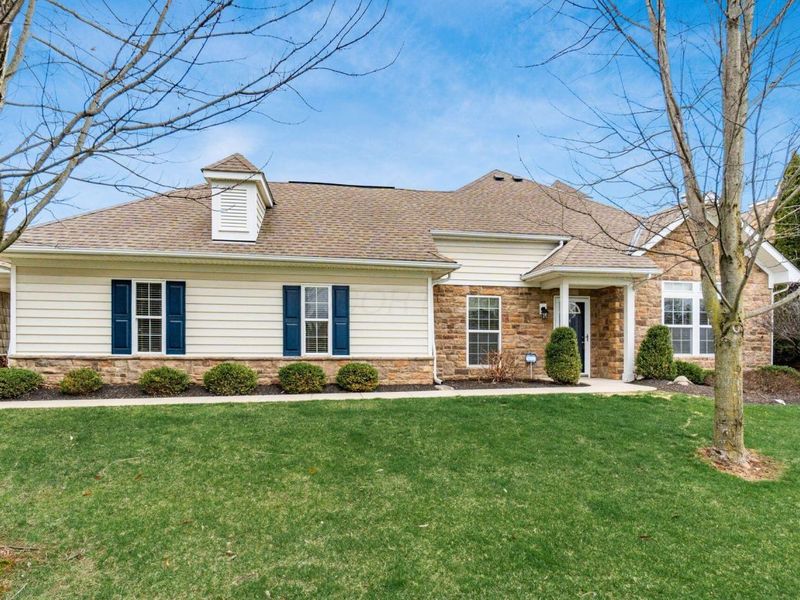 1574 Cape Drive , Grove City, OH 43123 Photo 2