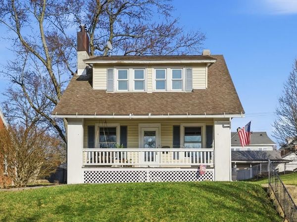 31 Parkwood Blvd, Mansfield, OH 44906