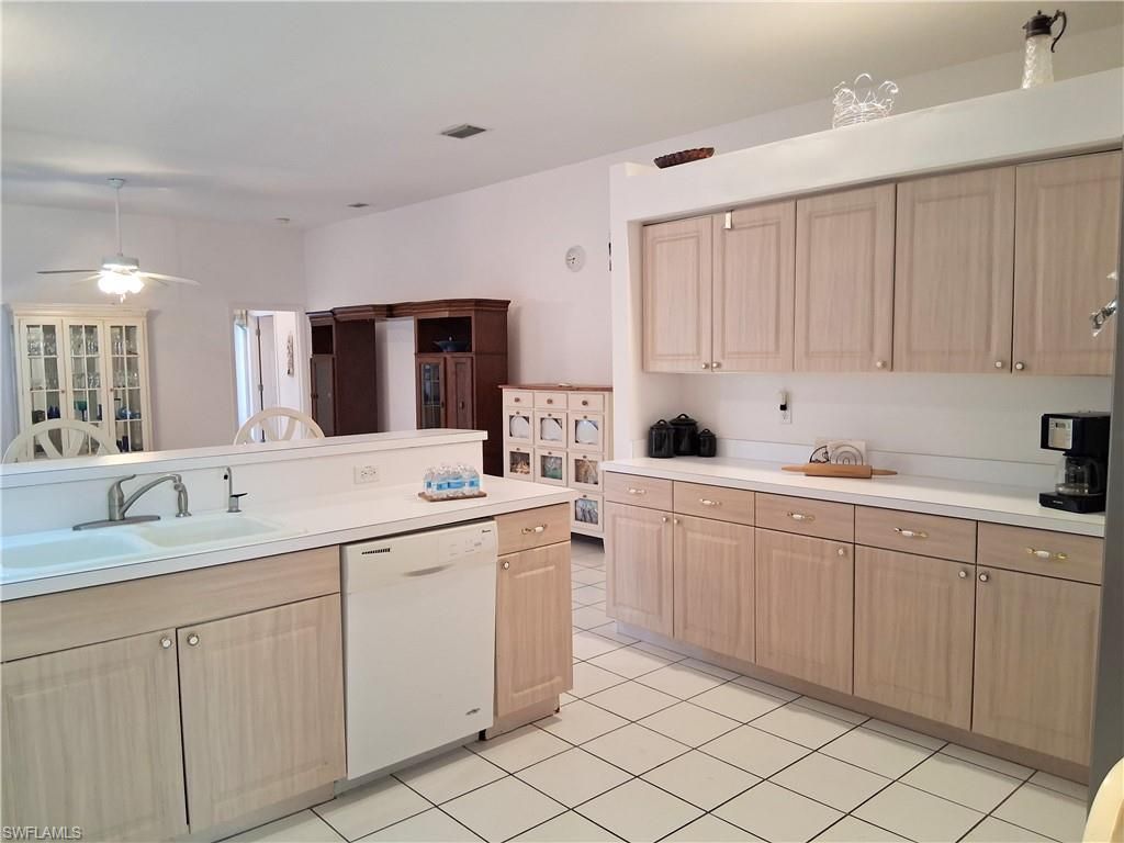 503 Poinsettia Ave , Lehigh Acres, FL 33972 Photo