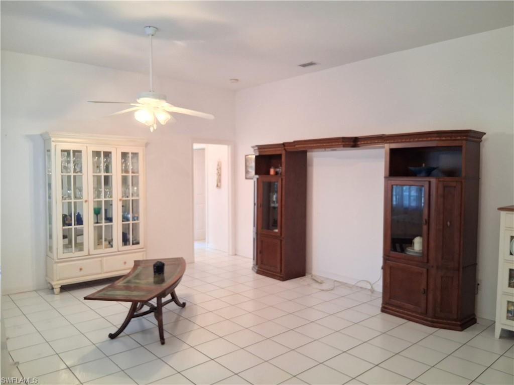 503 Poinsettia Ave , Lehigh Acres, FL 33972 Photo