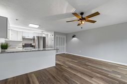 500 Fairway Ln. photo 4