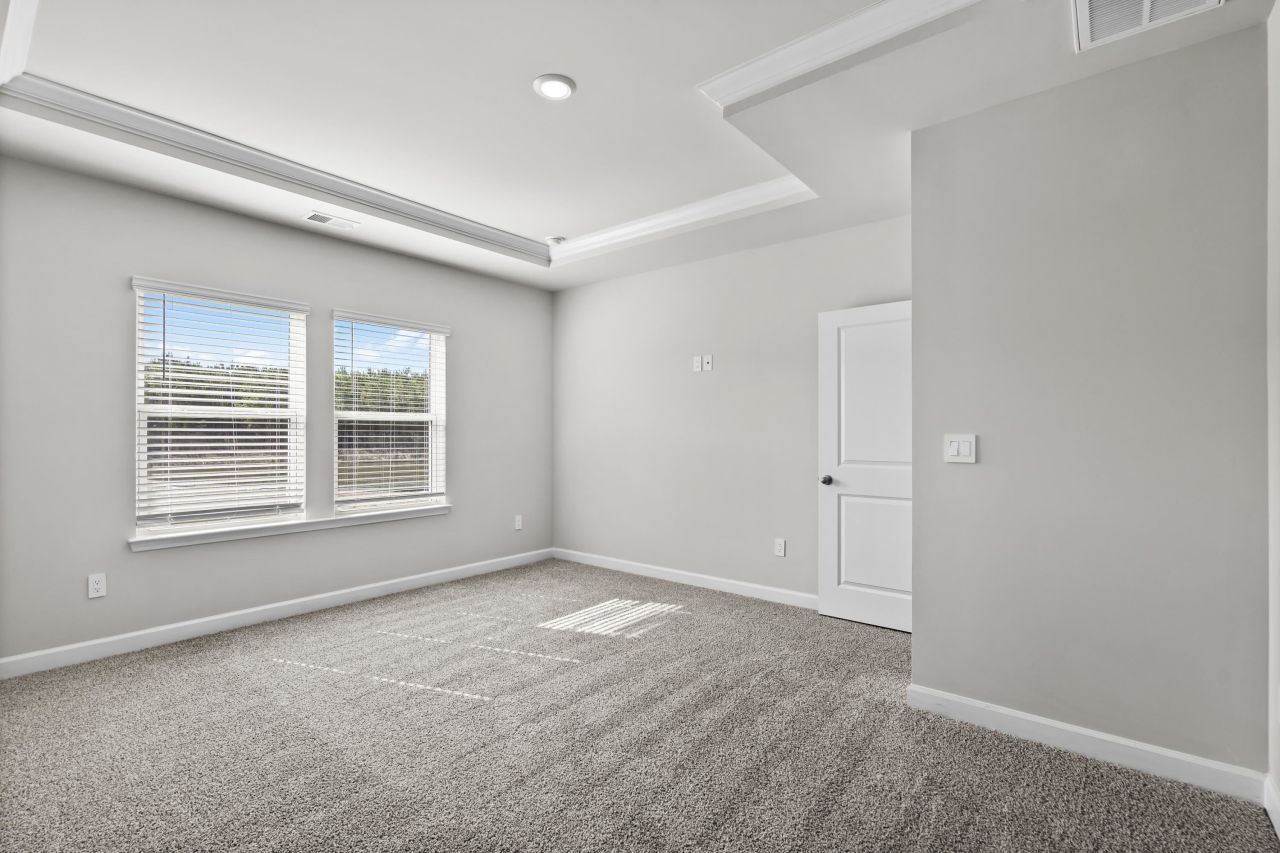 205 Evergreen St. Photo 18