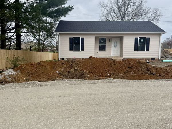 101 Chastain St , Tullahoma, TN 37388