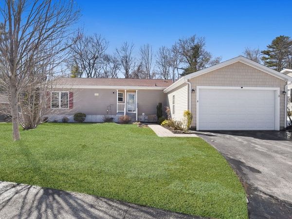 3 Leslie Court, Rockland, MA 02370