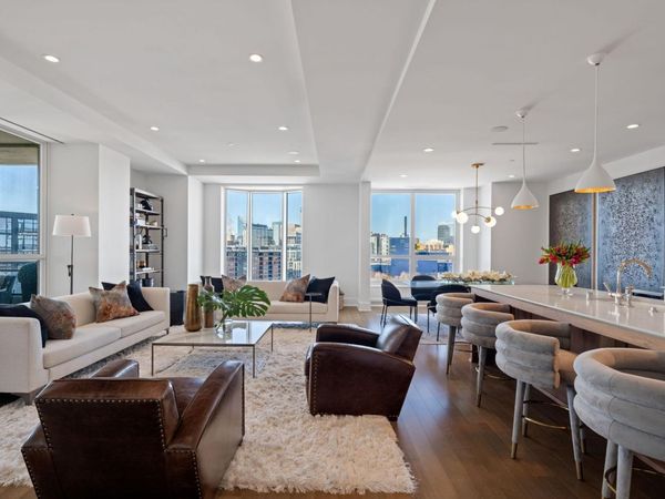 1111 W River Parkway, Unit 11C, Minneapolis, MN 55415