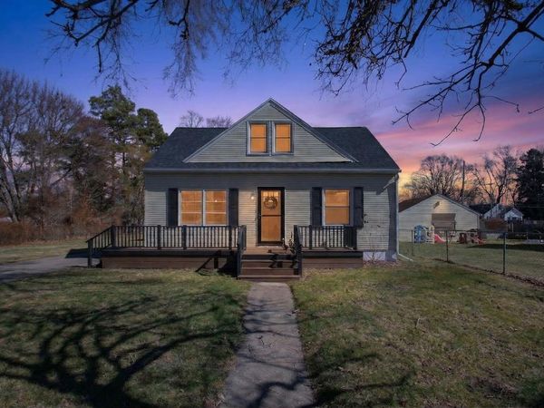 705 Varden Drive, Jackson, MI 49202