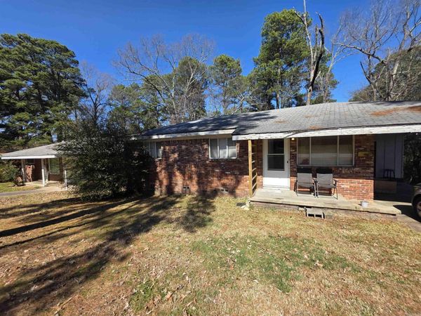 27 Barbara Circle , Little Rock, AR 72204