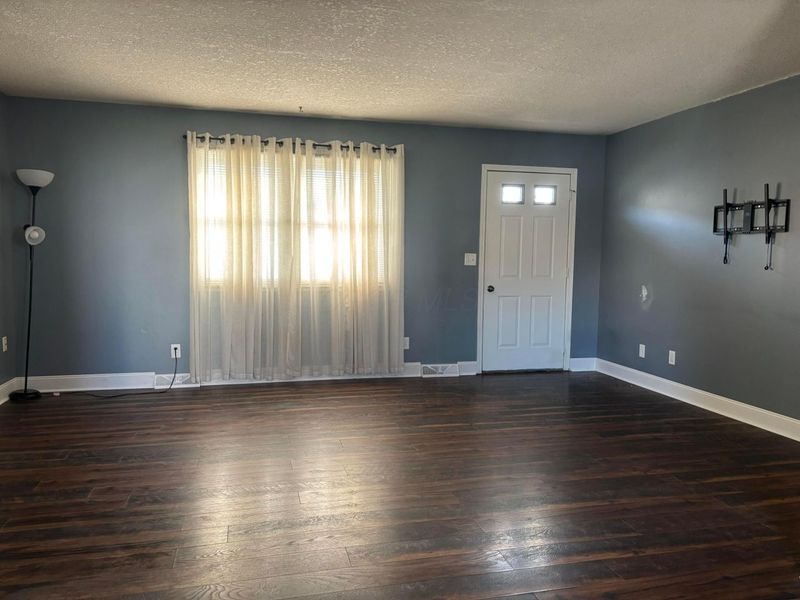 616 Huron Drive , Heath, OH 43056 Photo 3