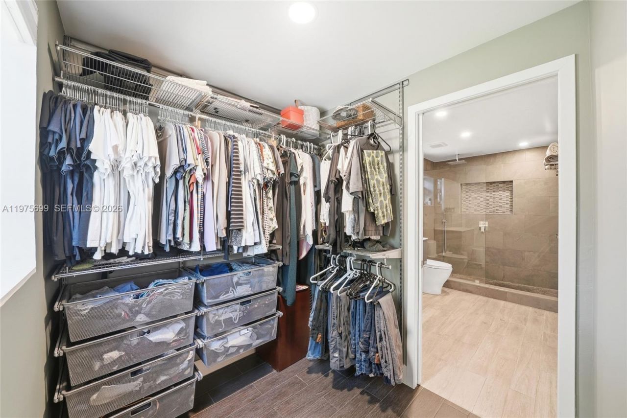 2190 SW 20th St, Miami, FL 33145 Photo