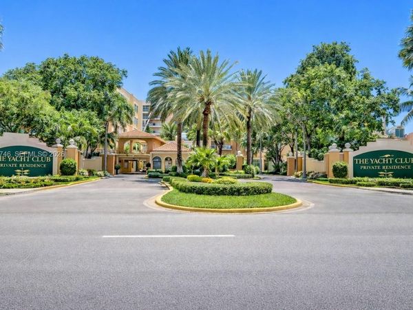 Unit 2101, Aventura, FL 33180