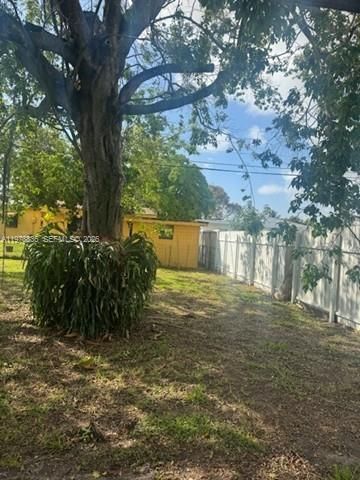 850 NW 84th St , Miami, FL 33150 Photo