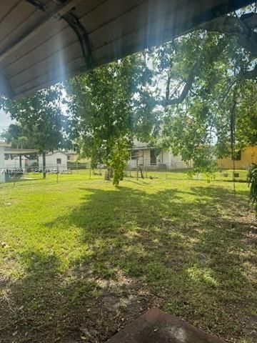 850 NW 84th St , Miami, FL 33150 Photo