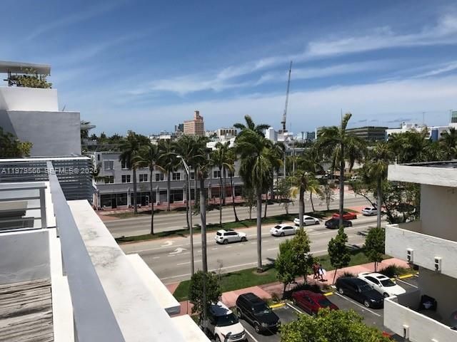 421 Meridian Ave, Unit 14, Miami Beach, FL 33139 Photo