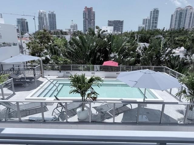 421 Meridian Ave, Unit 14, Miami Beach, FL 33139 Photo