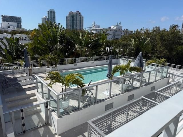 421 Meridian Ave, Unit 14, Miami Beach, FL 33139 Photo