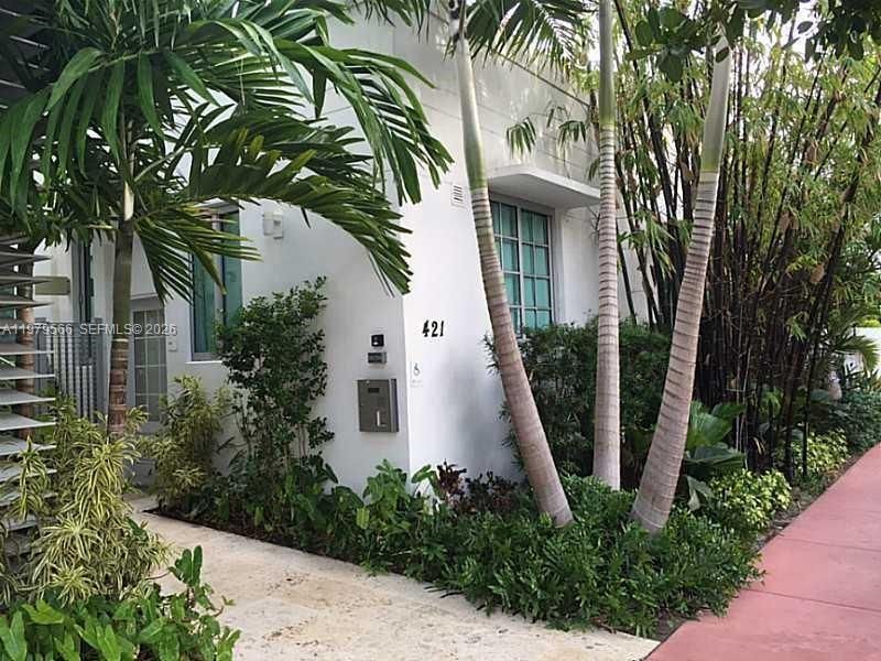 421 Meridian Ave, Unit 14, Miami Beach, FL 33139 Photo
