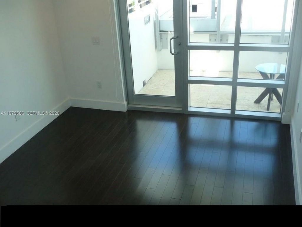 421 Meridian Ave, Unit 14, Miami Beach, FL 33139 Photo