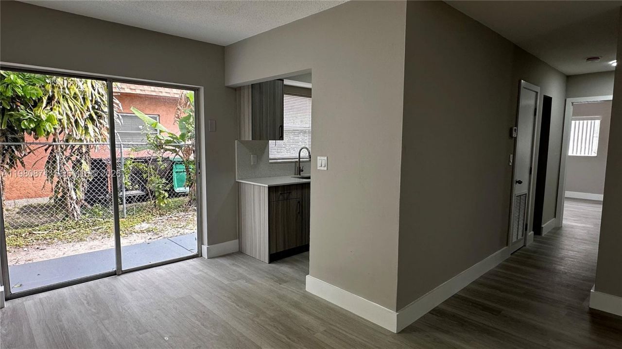 4101 NW 30th Ter , Lauderdale Lakes, FL 33309 Photo