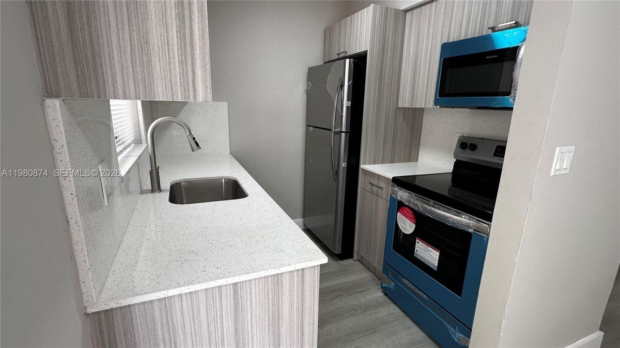 4101 NW 30th Ter , Lauderdale Lakes, FL 33309 Photo