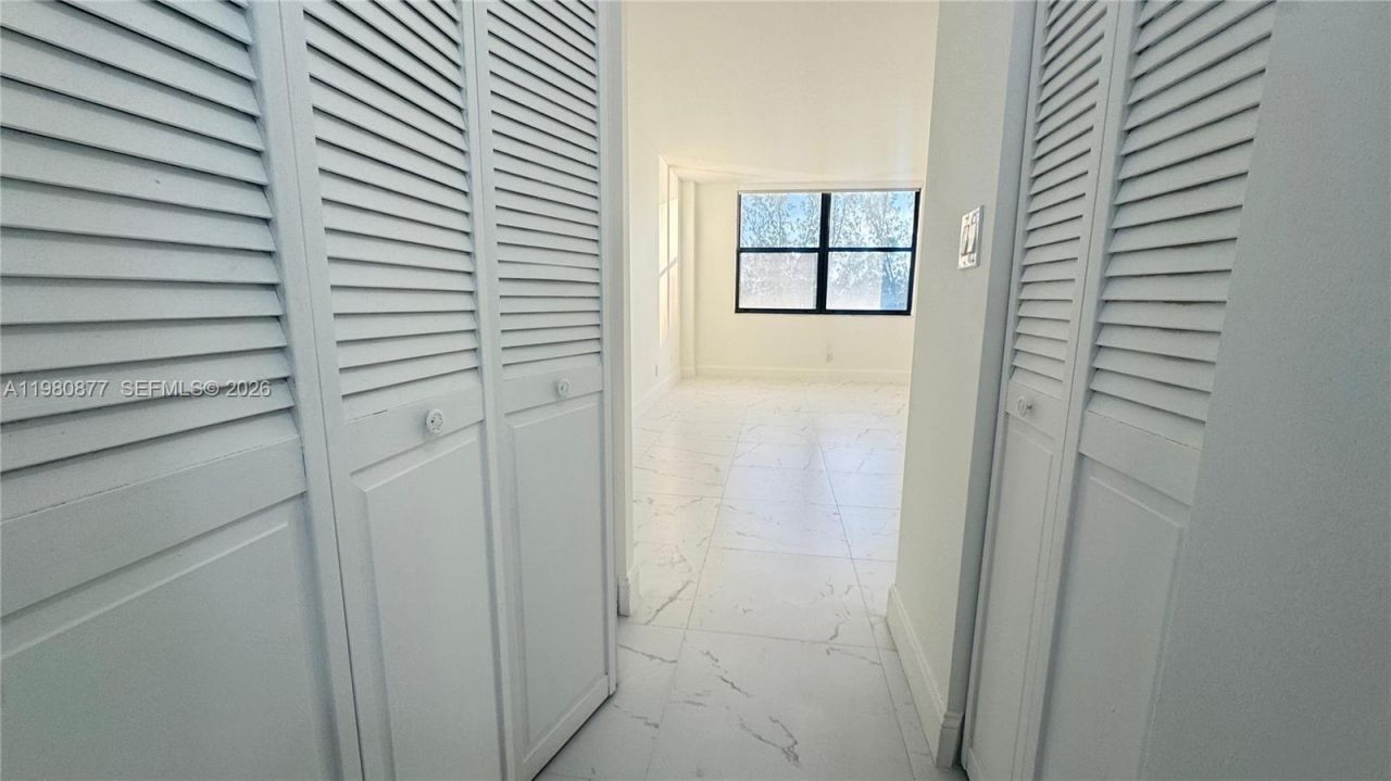 18151 NE 31st Ct , Unit 707, Aventura, FL 33160 Photo