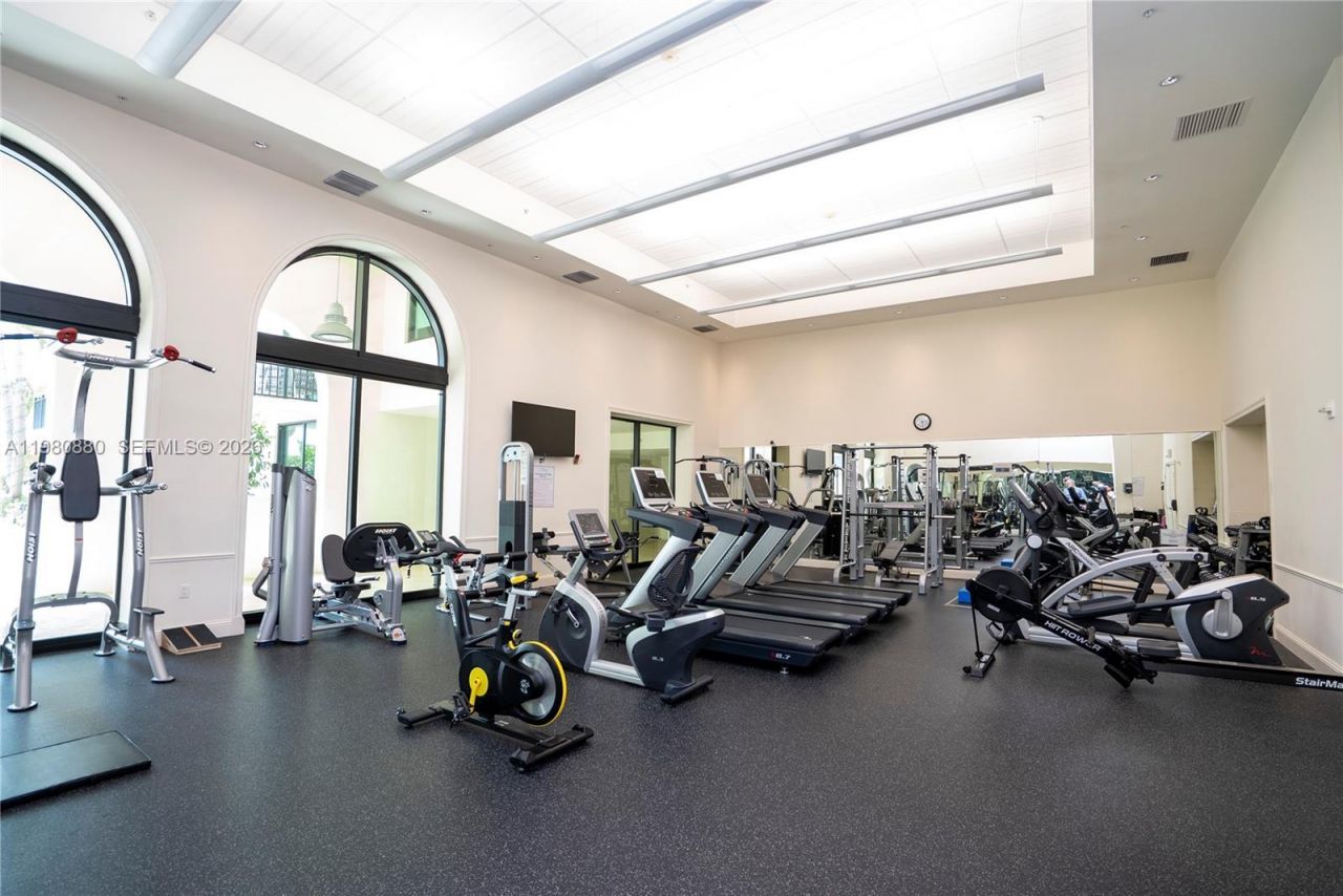 1300 Ponce De Leon Blvd , Unit 808, Coral Gables, FL 33134 Photo