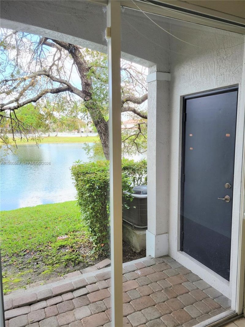8263 SW 27th St , Unit 102, Miramar, FL 33025 Photo
