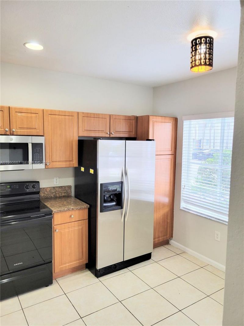 8263 SW 27th St , Unit 102, Miramar, FL 33025 Photo