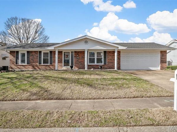 3005 Headland Drive, St Charles, MO 63301