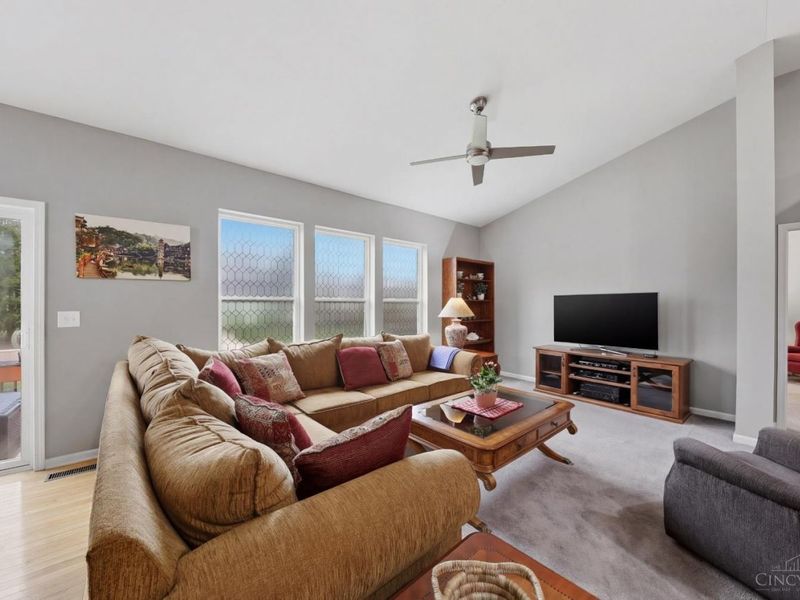 966 London Court, Union Twp, OH 45245 Photo 18