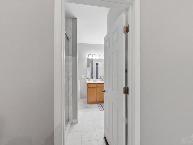 966 London Court, Union Twp, OH 45245 Photo 32