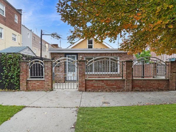 2738 Miles Avenue, Bronx, NY 10465