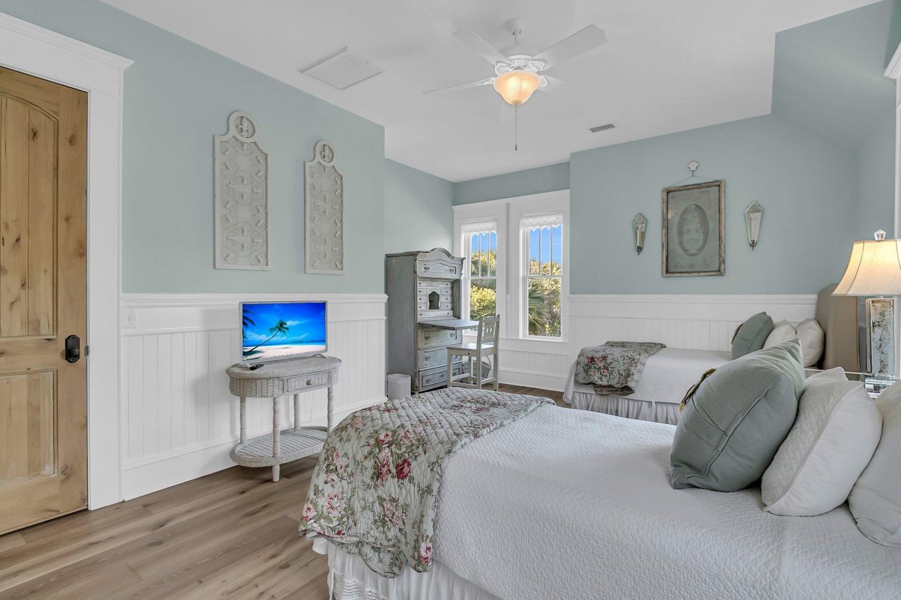 112 Ocean Boulevard Photo 51