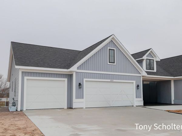 6314 Blendon Woods Drive, Unit 20, Hudsonville, MI 49426