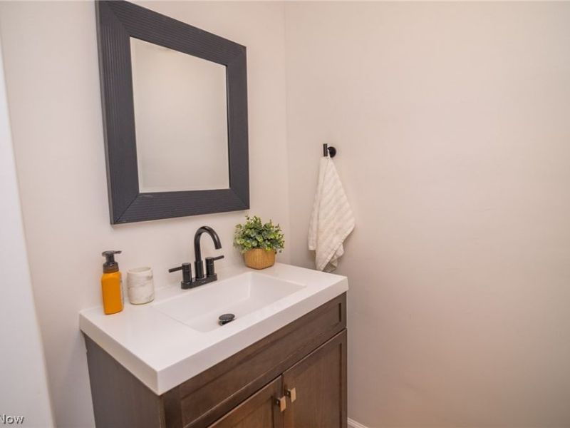 68305 Rolling Acres Drive, Saint Clairsville, OH 43950 Photo 17